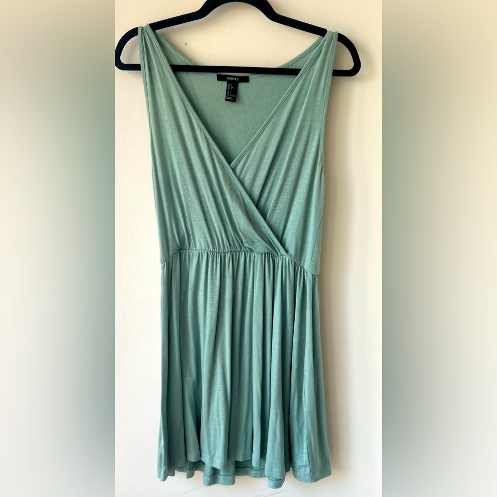 Short sleeve dress